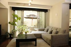 自宅に遺骨を置いたままだと法律に触れますか？